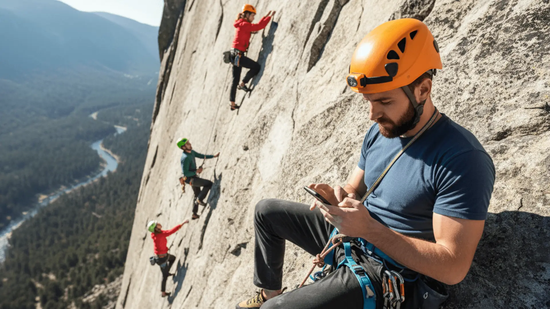 Upsurge - Social Network for Climbers