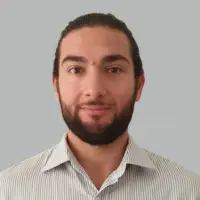 Aris Barbakos headshot